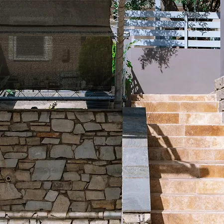 Ktima Papaoikonomou بوتوس